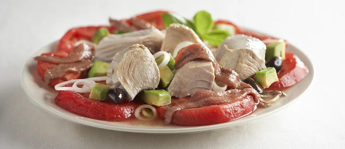 Ortiz Ventresca White Tuna Belly in Olive Oil, Tender Buttery Fillets with Exquisite Flavor, Superior Wild Caught Tuna Packed in Delicate Spanish Olive Oil, 3.88oz Can (Pack of 1)