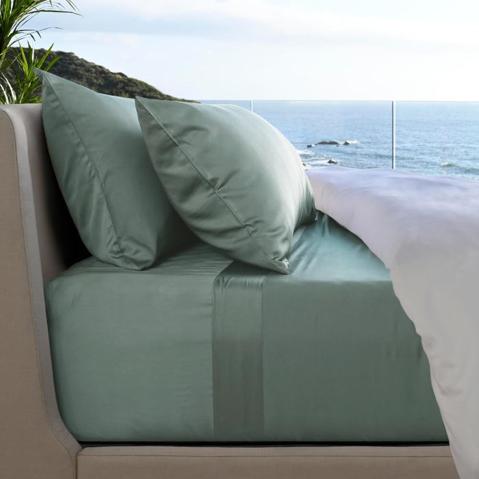 Cariloha Resort 4-Piece Sateen Sheet Set | Blue Lagoon | Queen | Viscose Material | Thermal-Regulating, Extra Soft Cooling Sheets