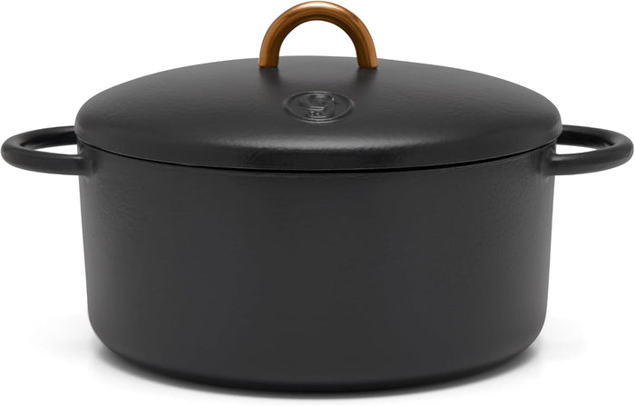 Great Jones Dutch Baby Dutch Oven with Lid (Salt, 3.5-Quart) | Enameled Cast Iron, Round Shape | Safe for Stovetops & Ovens up to 500°F | Space-Saving & Dishwasher-Friendly | Small-Batch Cooking
