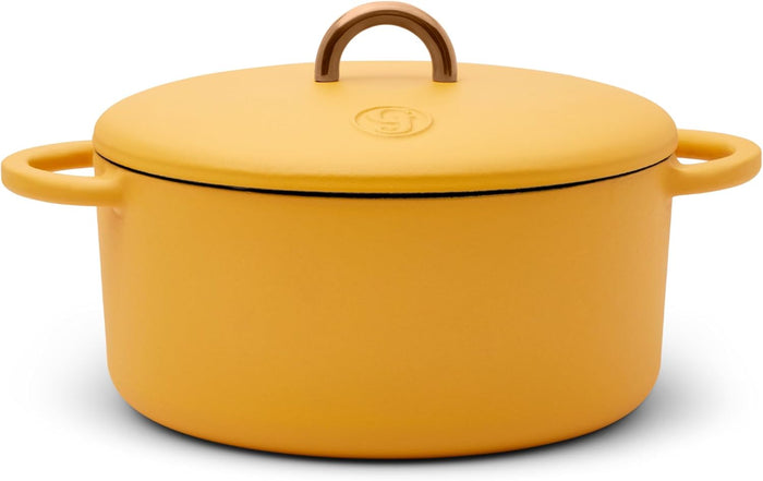 Great Jones Dutch Baby Dutch Oven with Lid (Salt, 3.5-Quart) | Enameled Cast Iron, Round Shape | Safe for Stovetops & Ovens up to 500°F | Space-Saving & Dishwasher-Friendly | Small-Batch Cooking