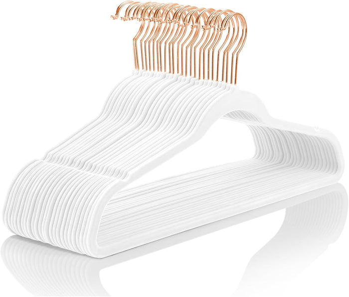 MIZGI Premium Velvet Hangers (50 Pack) Heavy Duty - Non Slip Felt Hangers - Blush Pink - Rose Gold 360 Degree Swivel Hooks,Space Saving Clothes Hanger,Durable Strong Hanger for Suits,Coats,Dress
