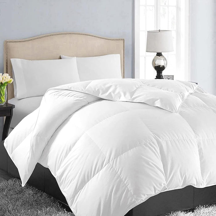 EASELAND Oversized Queen Down Alternative Comforter - Quilted Duvet Insert for All Seasons, Soft Lightweight with Corner Tabs, Summer Winter Warm Bedding, Black 98×98 Inches