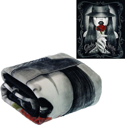 Plush Throw Blanket - Chola Style - Queen Bed 79"x 95" - Faux Fur Blanket for Beds, Sofa, Couch, Picnic, Camping