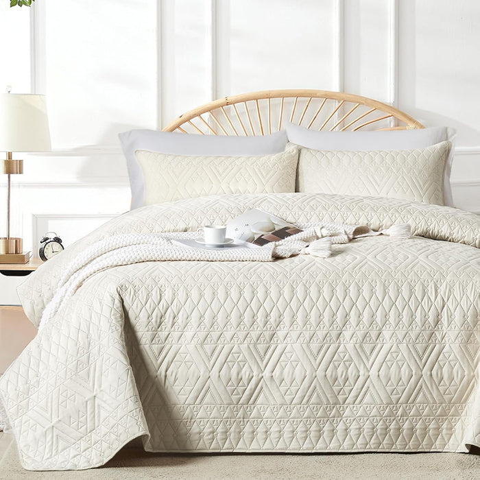 akkialla King/Cal King Size Quilt Bedding Set,Beige Lightweight Microfiber Soft Bedspread,Modern Style Geometric Pattern Coverlet Set for All Seasons,3 Piece(1 Quilt,2 Pillow Shams)