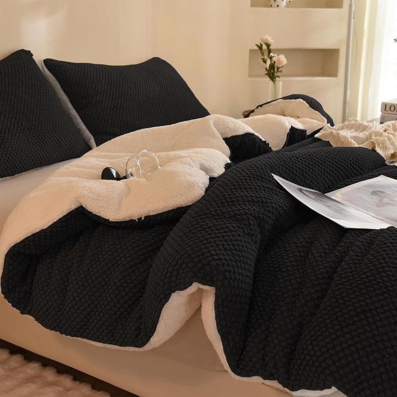3D Jacquard Design Comforter Set, Ultra-Soft Warm King Size Sherpa Fur Plush 3-Pieces Sets Luxury Cozy Bedding with 2 Pillowcases (104"x90", Dark Green)