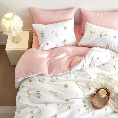 Wake In Cloud - Floral Comforter Set, Cottagecore Cute Aesthetic Watercolor Tiny Flowers and Leaves, Soft Lightweight Bedding for Women Teen Girls, 3 Pieces, Pink, Queen Size