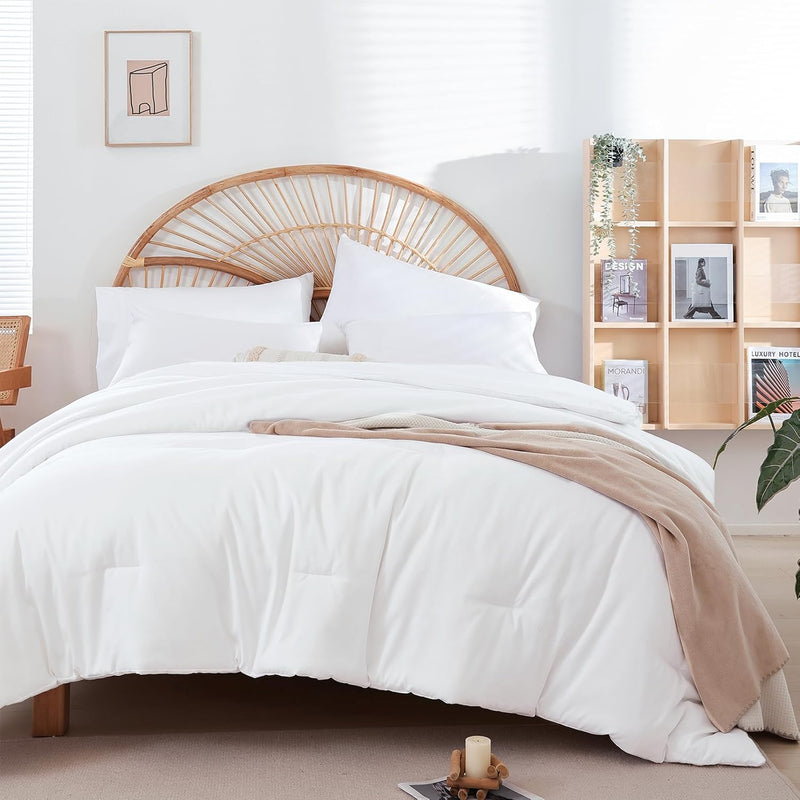weigelia Pink Comforter Full Size Set – Soft All-Season Bedding with 300GSM Fluffy Microfiber, Includes 2 Matching Pillowcases – Elegant Blush Pink Comforter for Girls, Teens, and Women