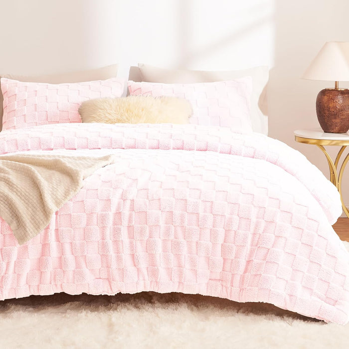 CozyLux King Size Comforter Set Blush Pink, Fluffy Plush Fleece Comforter with Checkered Pattern, Farmhouse Boho Soft Warm Bed Set, 3 Pieces, 1 Comforter and 2 Pillowcases