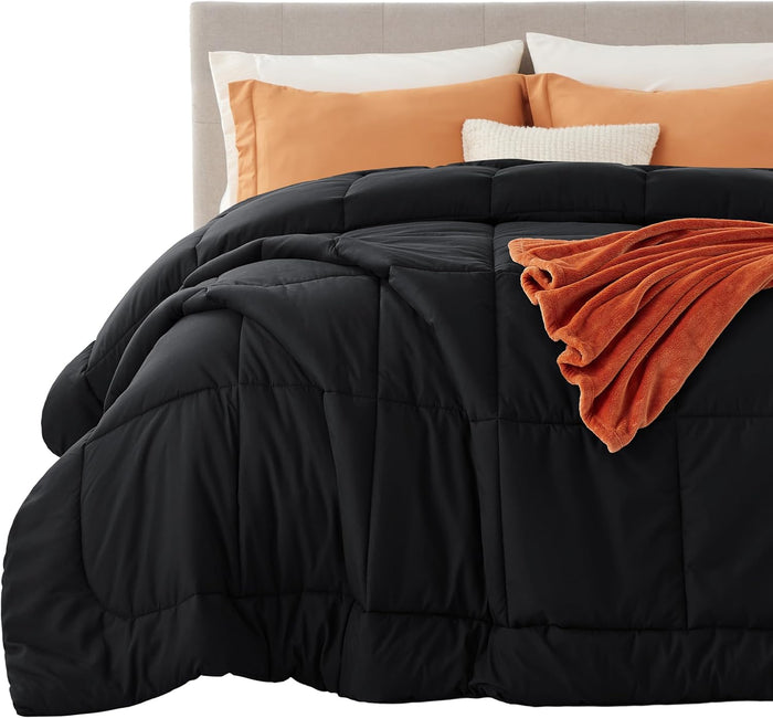 Bedsure Comforter Duvet Insert - Quilted Comforters Queen Size, All Season Duvet, Down Alternative Bedding, with 8 Tabs, Gifts for Women/Men, White, Queen 88 x 88 Inches