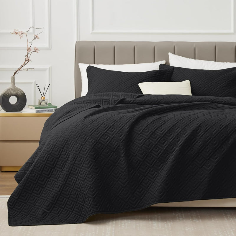 EXQ Home Quilt Set Full Queen Size Black Print 3 Piece,Lightweight Soft Coverlet Modern Style Sun Starry Pattern Bedspread Set(1 Quilt,2 Pillow Shams)
