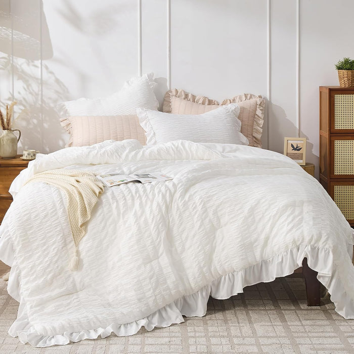 JOLLYVOGUE White Queen Comforter Set, 3 Pieces Ruffle Seersucker Comforter Queen Size, All Season Lightweight Fluffy Shabby Chic Bed Set for Girls Women Teens Gift Choice