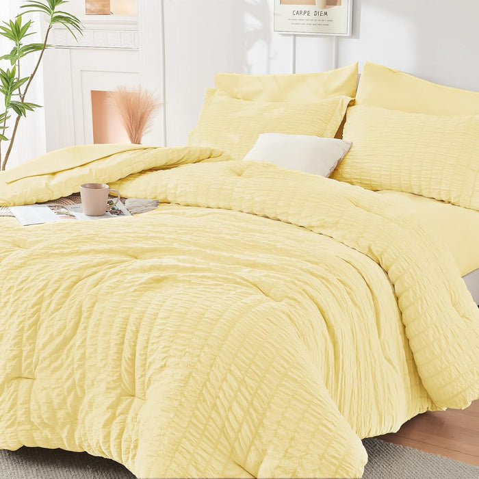 HYMOKEGE Beige Queen Comforter Set Seersucker 7 Pieces, All Season Luxury Bed in a Bag for Bedroom, Bedding Set with Comforters, Sheets, Pillowcases & Shams