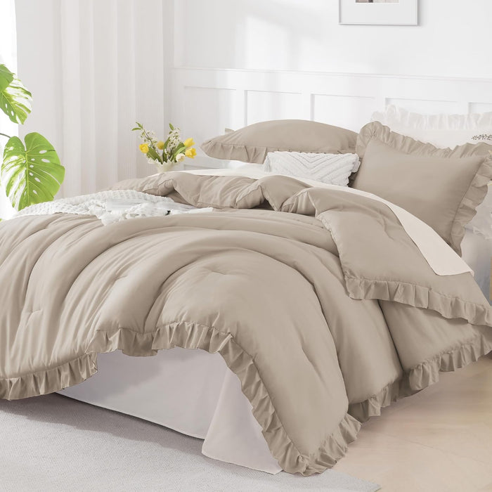 Andency White Comforter Queen Size, 3 Pieces Ruffle Shabby Chic Farmhouse Queen Comforter Sets, All Season Lightweight Fluffy Room Decor Bed Set for Girls Women Teens Gift Choice