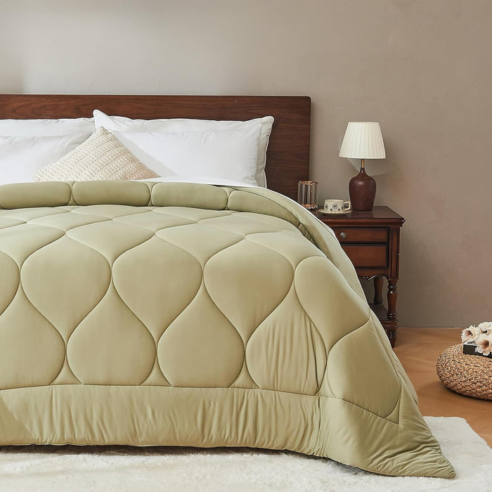 Bestier Skin-Friendly Down Alternative Comforter - Comforters King Size - Sorona® King Comforters with Anti-clumping Fiber, Soft Bedding Comforters All Seasons, Machine Washable - Grey, 104"x90"