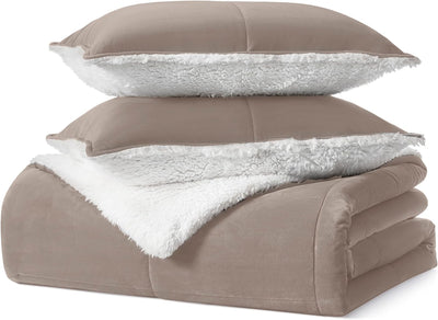UGG Blissful Comforter Set with 2 Pillow Shams Reversible White Comforter Plush Fluffy Warm Bed Set Premium Hypoallergenic Down Alternative Bedding Breathable, King/California King, Brown Fawn