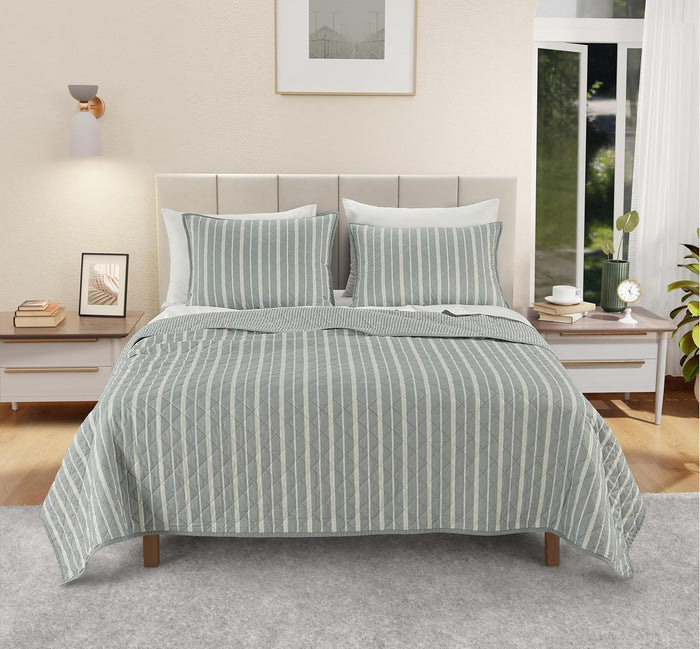 IZOD 100% Cotton Percale Pre-Washed Quilt Set, Ultra-Soft & Reversible Bedding, Full/Queen Size Sheet, Wrinkle-Resistant 3-Pc Cotton Bedspread w/Matching Shams, All-Season Comfort - Grey Stripe