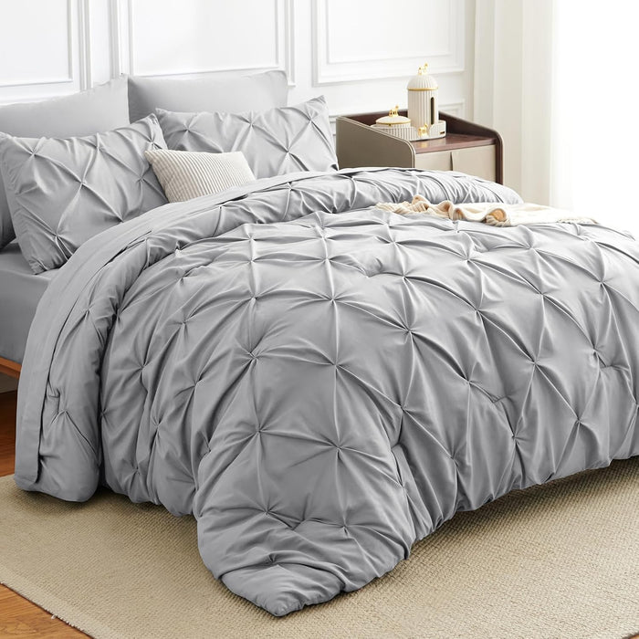 Full Comforter Set 7 Pieces Bed in A Bag Black Luxury Soft Full Size Bed Set Pintuck Pinch Pleat Bedding Sets with Comforter, Flat Sheet, Fitted Sheet and Pillowcases & Shams