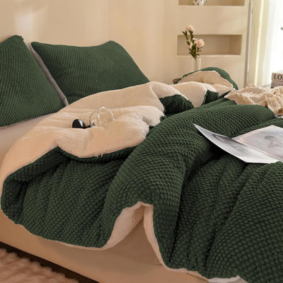 3D Jacquard Design Comforter Set, Ultra-Soft Warm King Size Sherpa Fur Plush 3-Pieces Sets Luxury Cozy Bedding with 2 Pillowcases (104"x90", Dark Green)