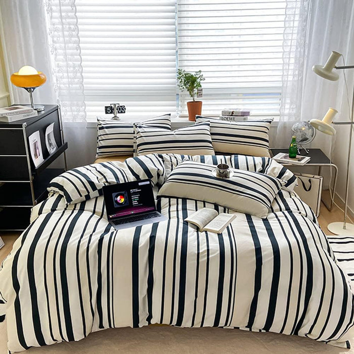 CLOTHKNOW Pumpkin Floral Queen Comforter Set Sunflower Bedding Comforter Sets Black White Plaid Comforter Botanical Comforters
