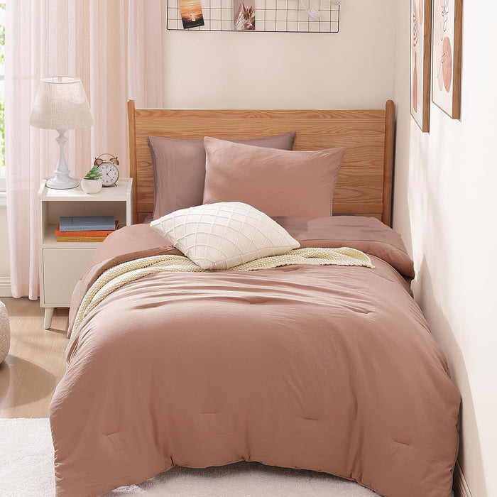 WRENSONGE Queen Comforter Set - 7 Pieces Sage Green Soft Bed in a Bag Queen with Fitted Sheet, Flat Sheet, 2 Pillow Shams, and 2 Pillowcases- Warm Bedding Sets Queen for All Season