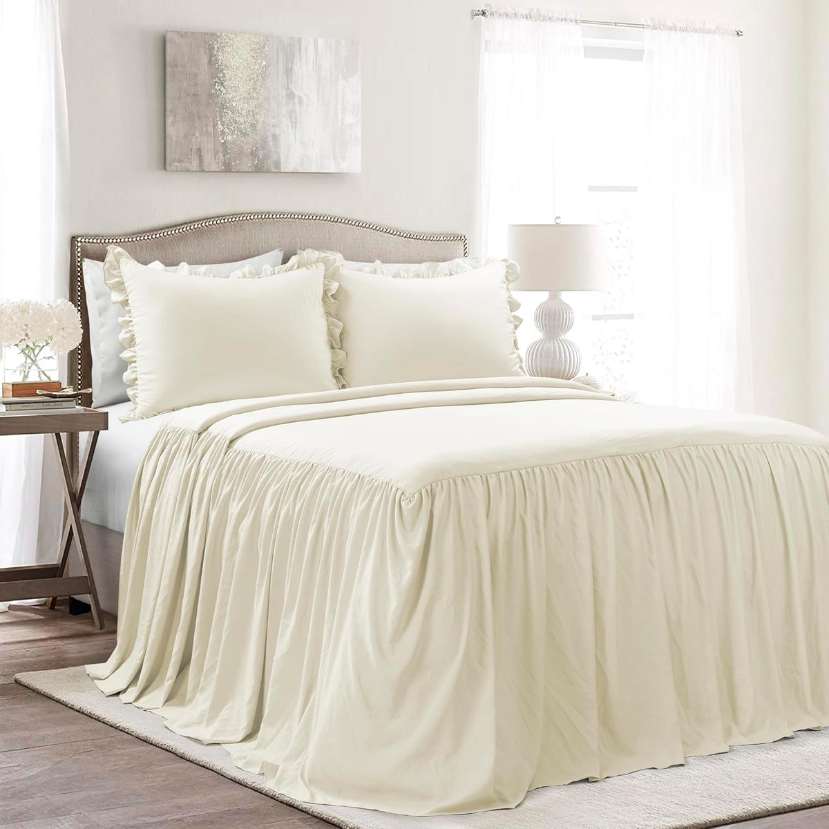 Lush Decor Ruffle Skirt Bedspread Set - 3-Piece Luxurious Farmhouse Bedding - Elegant Ruffle Detail - Timeless Style - Soft Lightweight Sheets - Queen, Navy