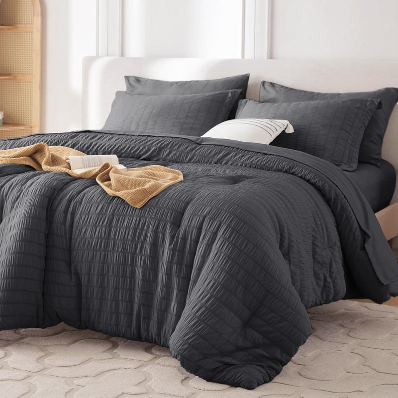 MUXHOMO 7 Pieces Queen Comforter Set, Seersucker Bed in a Bag Queen Size, All Season Luxury Bedding Set with Comforter, Flat Sheet, Fitted Sheet, Pillowcases & Shams, Pink