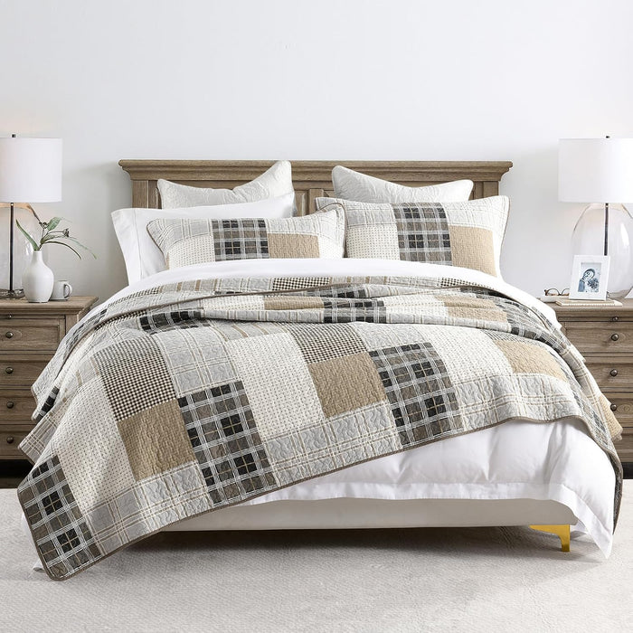 PANGUSHAN 100% Cotton Quilt Set King Size, Patchwork King Quilt Bedding Set Bedspreads, Farmhouse Lightweight Comforter Reversible Quilt, White/Brown/Grey Bed Spread for All Season, 3 Pieces
