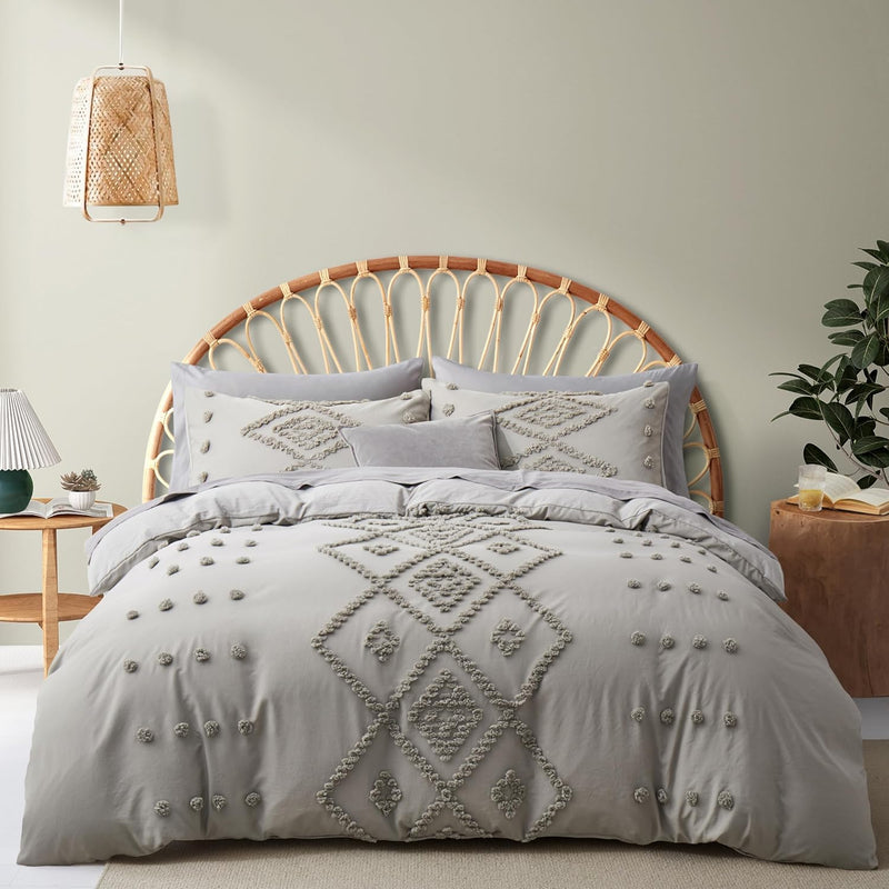 Oli Anderson Tufted Duvet Cover Queen Size, Soft and Lightweight Duvet Covers Set for All Seasons, 3 Pieces Boho Embroidery Shabby Chic Bedding Set (Pumpkin Brown, Queen, 90"×90")