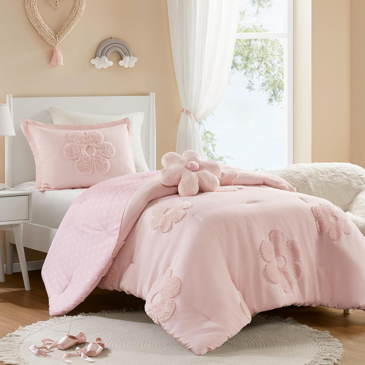 Intelligent Design Kids Full Comforter Set for Girls, Tufted Chenille Floral Comforter Set Queen, Lightweight Polka Dot Reversible Bed Set, Shams, Pillow, Gracie, Full/Queen White/Purple 4 Piece