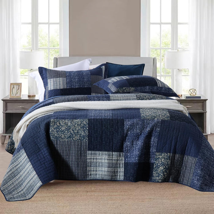 Yvooxny Quilt Set King Size Reversible Country Farmhouse Floral Real Patchwork Quilted Bedspread 3-Piece Quilt Set with Pillowcases with Ruffles for All Seasons, 96 x 108 Inches