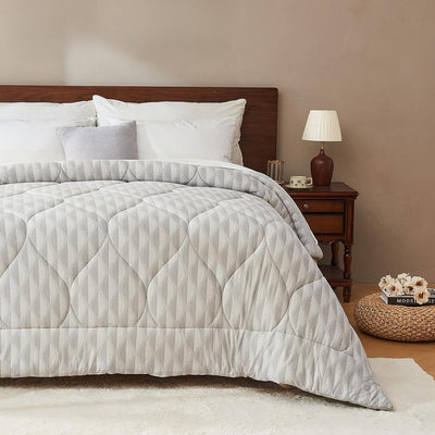 Bestier Skin-Friendly Down Alternative Comforter - Comforters King Size - Sorona® King Comforters with Anti-clumping Fiber, Soft Bedding Comforters All Seasons, Machine Washable - Grey, 104"x90"