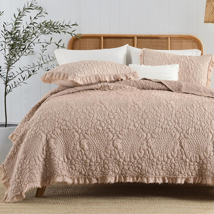 HORIMOTE HOME Beige Ruffled Quilt King Size, Stone-Washed Microfiber Lightweight Crinkled Farmhouse Rustic Shabby Chic Bedding Set, 3 Pieces Reversible Bedspread with Pillow Shams for All Season