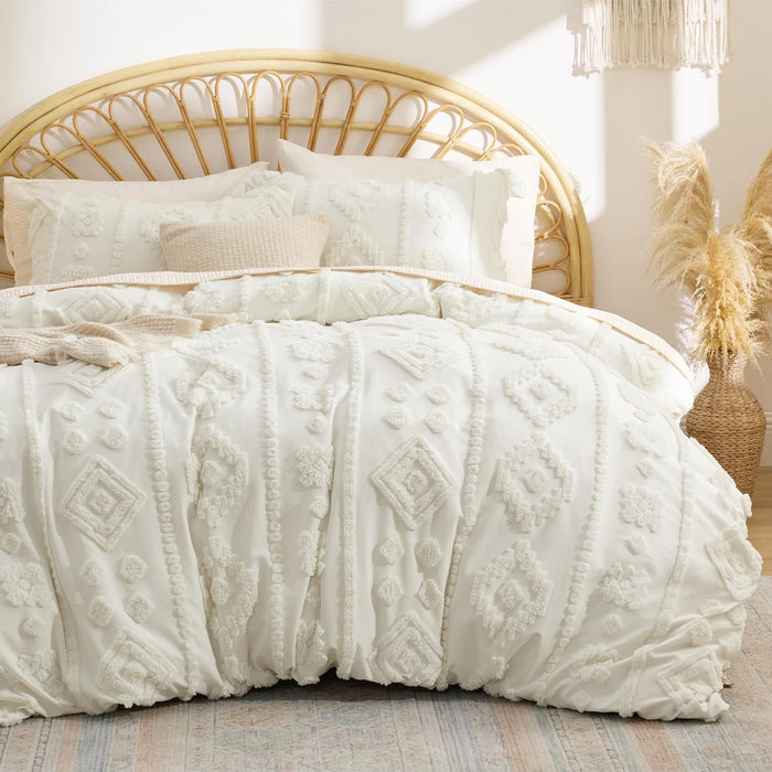 Bedsure King Size Comforter Set - Beige Tufted Boho Bed Set, Farmhouse Shabby Chic Embroidery Bedding for All Seasons, 3 Pieces, 1 Soft Jacquard King Comforter and 2 Pillow Shams