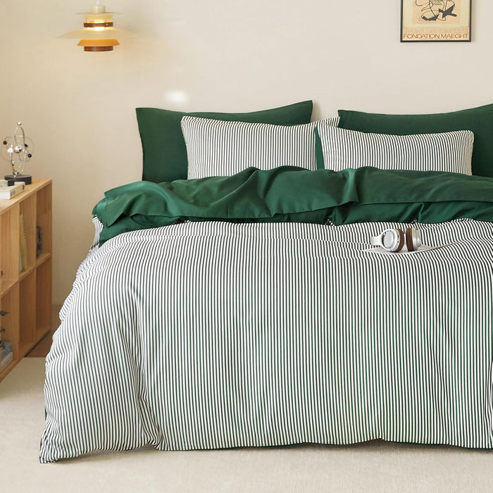 Wake In Cloud - Striped Comforter Set, Ticking Stripe Vertical Pinstripe Neutral Farmhouse Pattern Printed, Soft Lightweight Bedding, 3 Pieces, Blue White, Full Size