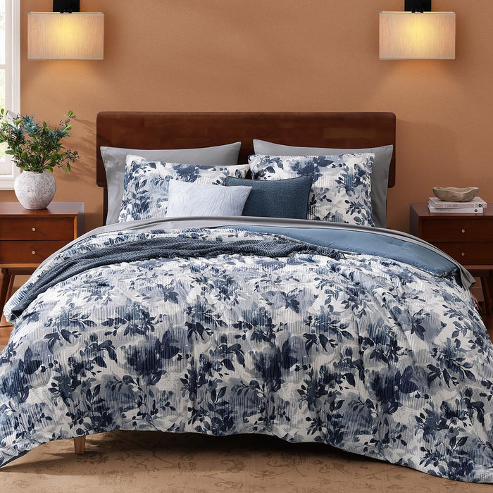 CASAAGUSTO Queen Comforter Set, 7 PCS Green Butterfly Floral Comforter Set with Flowers Leaves Pattern, Soft Seersucker Design All Season Queen Size Bedding Set(90"X90")