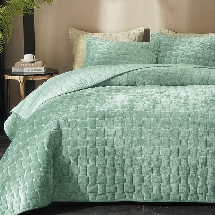 Powdion Velvet Quilt King Size,Bedspread Quilted Bedding Set,Luxurious Soft Coverlet Set Lightweight Velvet Comforter with Pillow Shams, Gold Caramel,96x106 Cross Stitch Striped Quilt Set