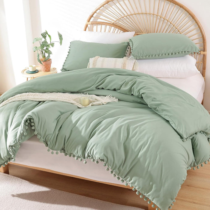 YIRDDEO Queen Comforter Set - Comforter Queen Size Sets with Ball Pom Fringe, Soft Bedding Set for All Seasons - 3 Pieces, 1 Comforter (90"x90") & 2 Pillow Shams (20"x26"), Taupe