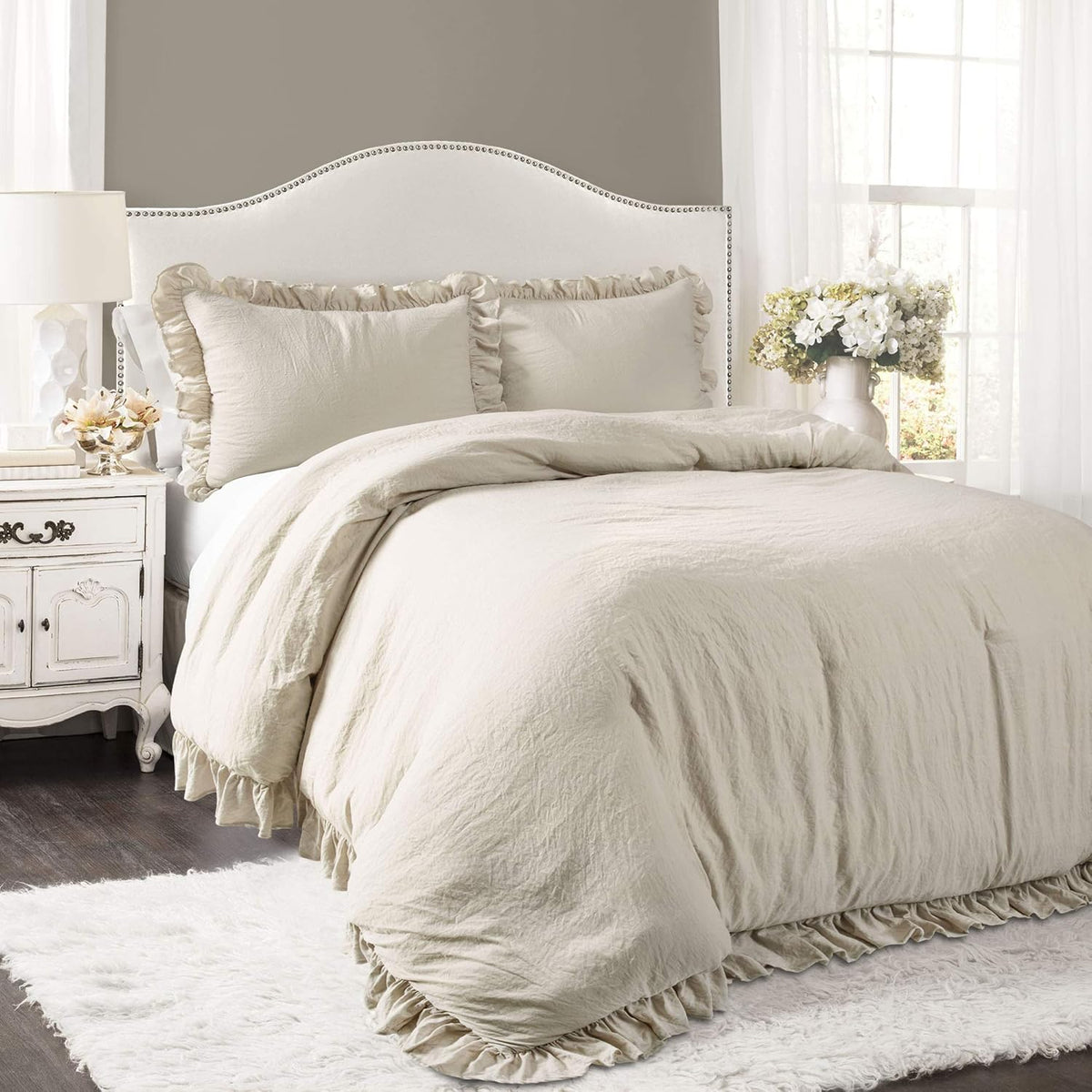 Lush Decor Reyna Ruffle Comforter Set - 3 Piece Cozy Ruffled Bedding Set - Timeless Elegance and Comfort for Bedroom - California King, Wheat