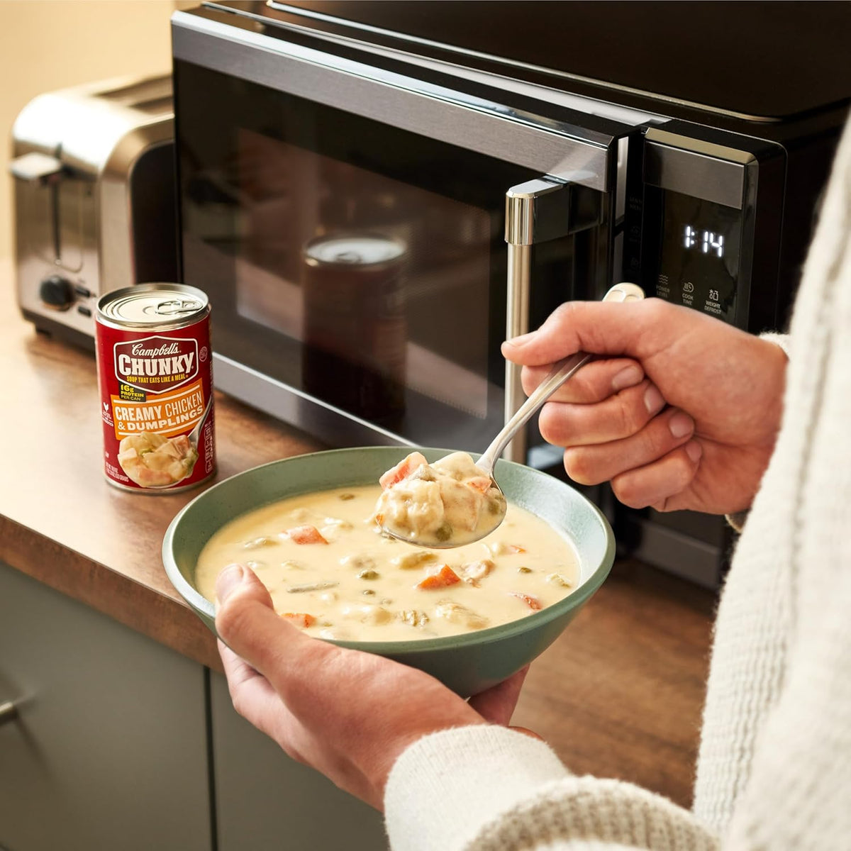 Campbell's Chunky Soup, Creamy Chicken and Dumplings Soup, 18.8 Oz Can