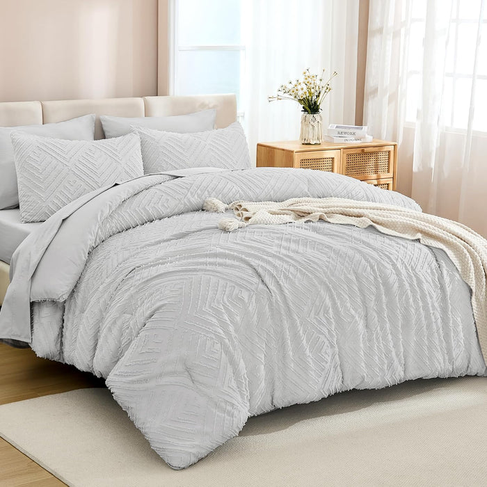 Andency Queen Comforter Set 7 Piece Dark Emerald Green - Bed in a Bag Queen Boho Lightweight Fluffy Tufted Bedding Sets with Comforter, Sheets, Pillowcases & Shams