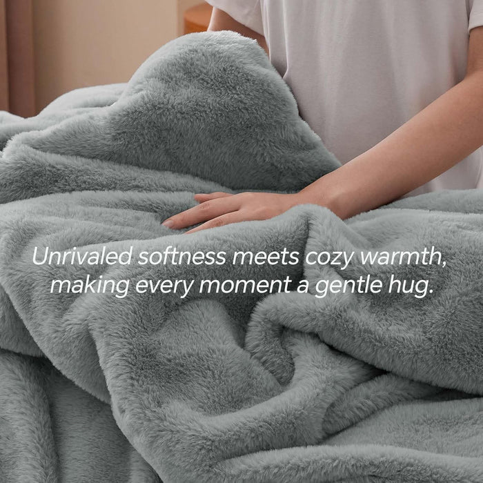 BEDELITE Faux Fur Fleece Queen Comforter Set - Fluffy & Warm Grey Comforter Queen Size，Ultra Soft and Cozy Winter Bedding Set,Fuzzy Thick Bed Set,1 Comforter and 2 Pillowcases