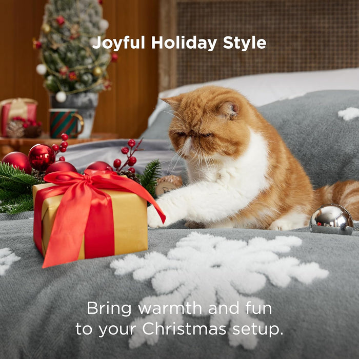 Bedsure Fluffy Christmas Comforter Set King - Christmas Bedding with White Snowflake, Warm Fleece Bed Sets for Winter, 3 Pieces, 1 Soft Plush Shaggy Comforter with 2 Pillowcases