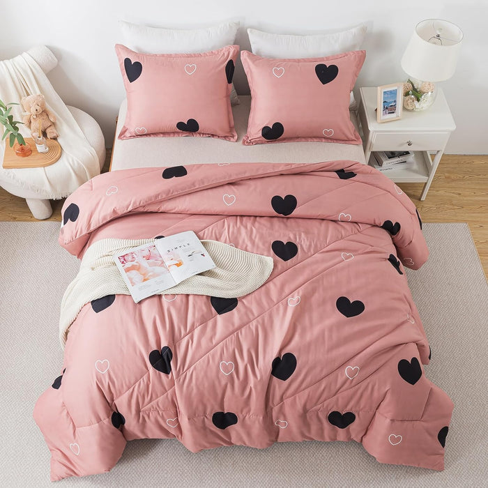 Caressma Love Pattern Girls Pink Comforter Set Full Size, Blush Pink Cute Love Heart Sexy Comforter Bedding Set for All Seasons, Geometric Microfiber 3 Pieces Comforter Set with Pillowcases