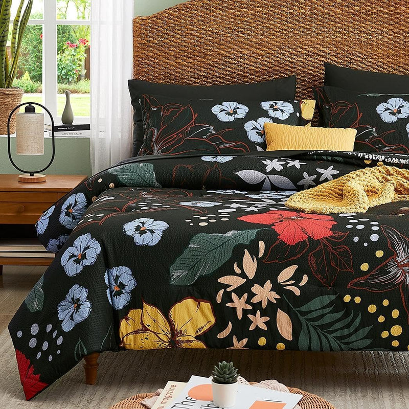 CASAAGUSTO Queen Comforter Set, 7 PCS Pinkish Floral Comforter Set with Flowers Leaves Pattern, Soft Seersucker Design All Season Queen Size Bedding Set(80"X90")