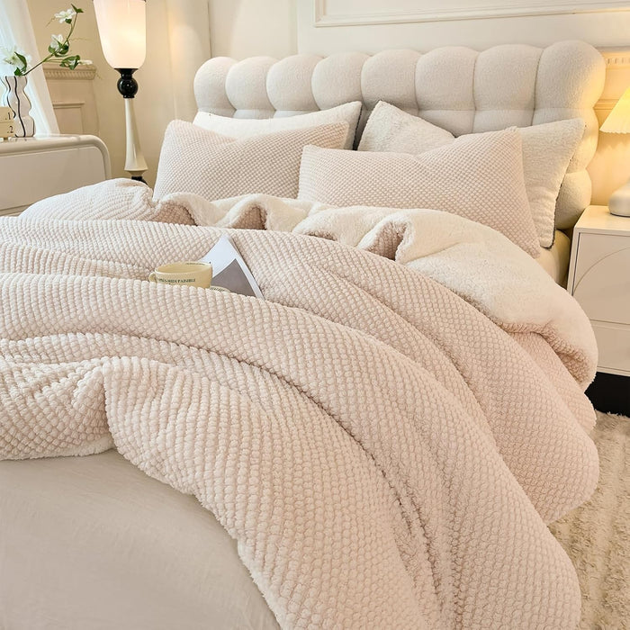 3D Jacquard Design Comforter Set, Ultra-Soft Warm King Size Sherpa Fur Plush 3-Pieces Sets Luxury Cozy Bedding with 2 Pillowcases (104"x90", Dark Green)