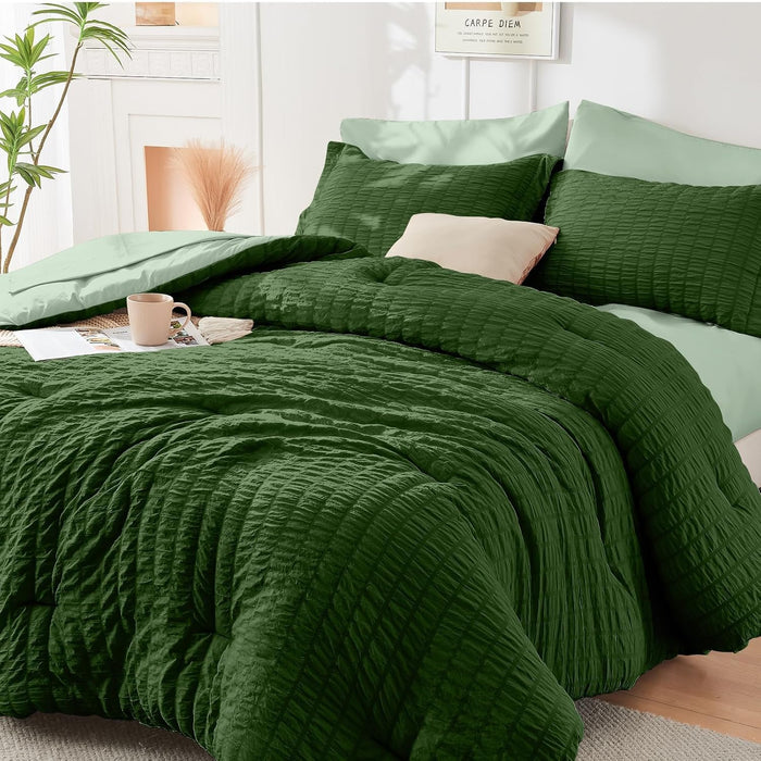 HYMOKEGE Beige Queen Comforter Set Seersucker 7 Pieces, All Season Luxury Bed in a Bag for Bedroom, Bedding Set with Comforters, Sheets, Pillowcases & Shams