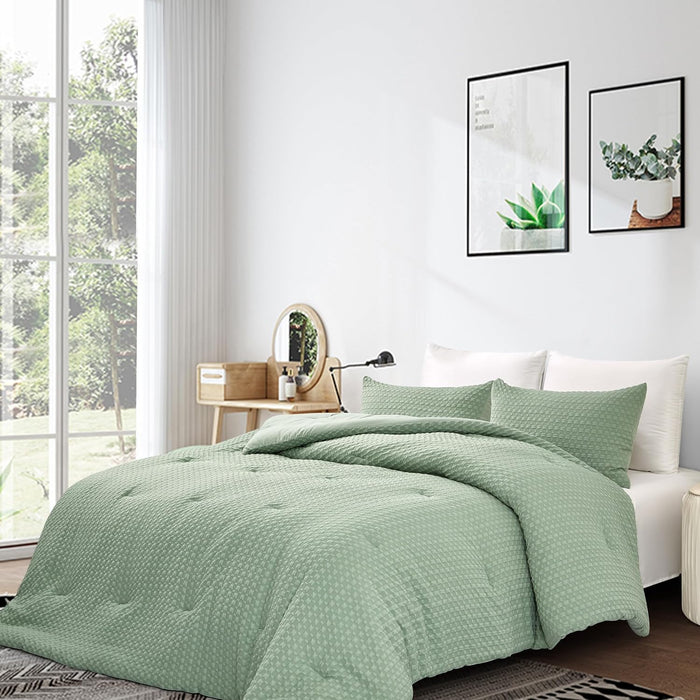 3-Piece Comforter Set – Checkered Seersucker comforters Quilt Set with Microfiber Fill – Includes 1 Comforter & 2 Pillowcases – Lightweight, Soft & Wrinkle-Resistant (Green, King)