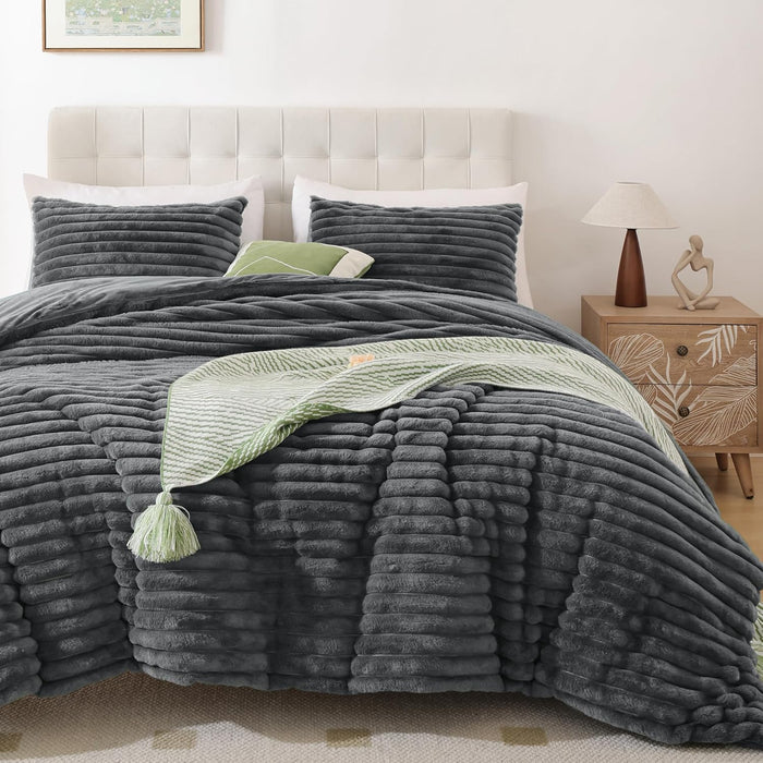 Smoofy Fluffy Queen Comforter Set 3 Pieces - Cream White Fleece Fluffy Comforter Set, Luxury Fuzzy Queen Bedding Set, Soft Warm Bed Set All Season, Heavy Faux Fur Comforter with 2 Pillow Cases