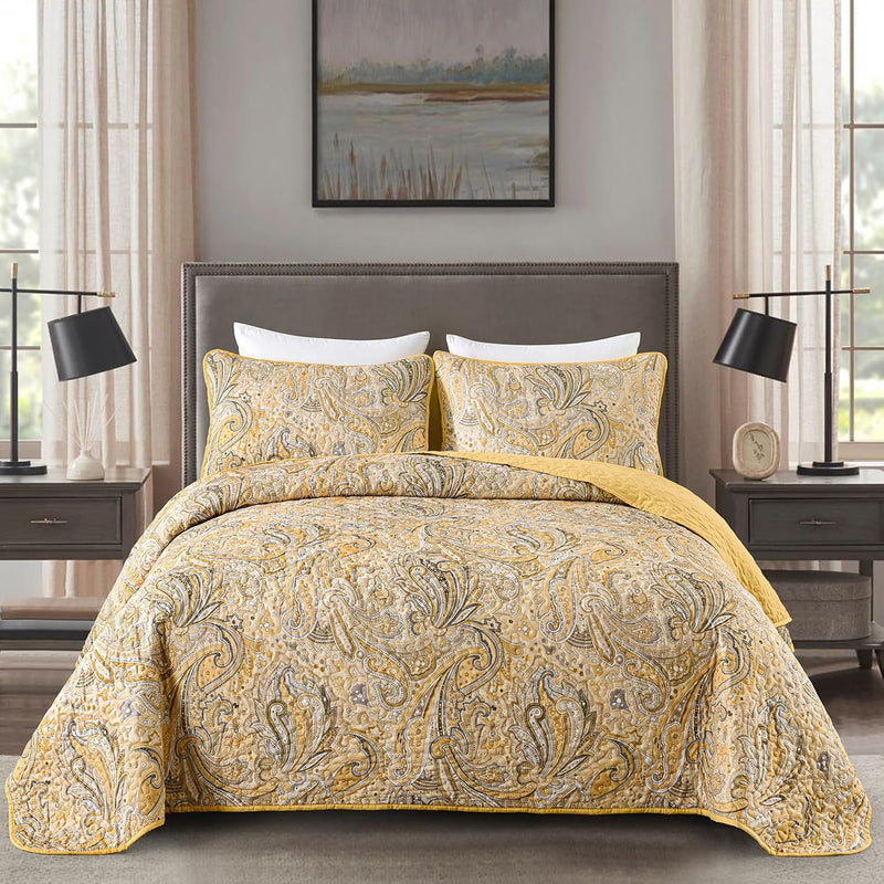 DJY Red Paisley Quilt Set California King Boho Bedspread 3 Pieces, Soft Lightweight Microfiber Coverlet Set Paisley Floral Pattern Bedding for All Season, 112"x96"