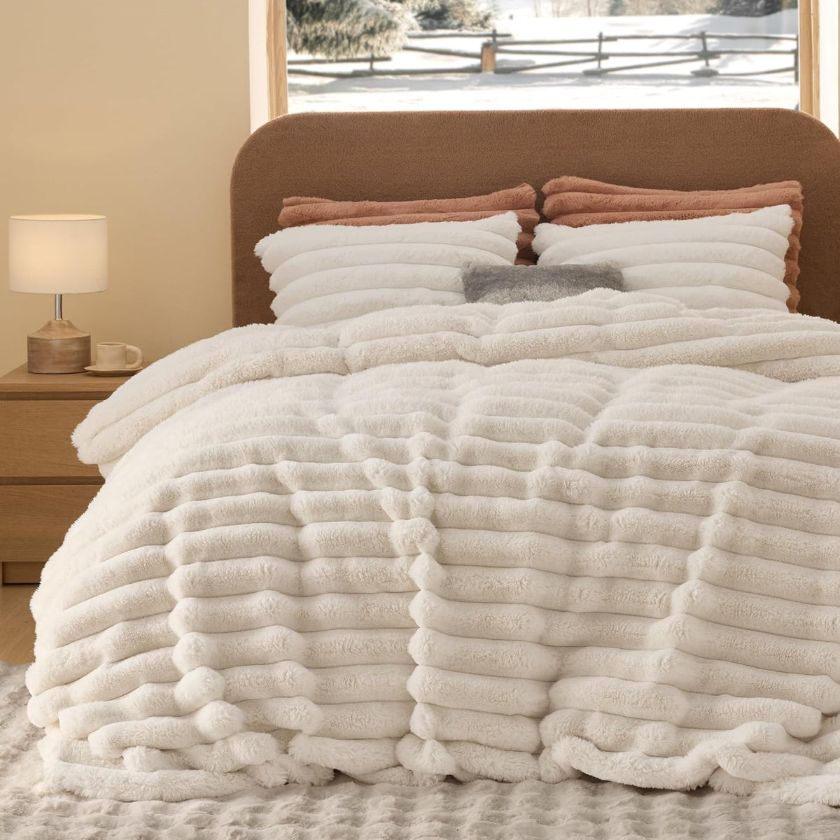 Bedsure Fluffy Duvet Cover Set - Ultra Soft Plush Shaggy Comforter Cover King Size, Warm Flannel Fleece Bed Sets for Winter, 3 Pieces, Snowflake Pattern, Grey